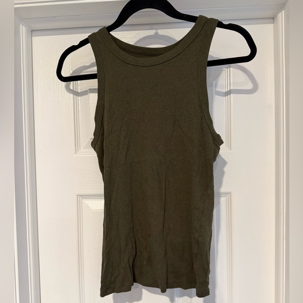 A New Day Chic Olive Sleeveless Tank Top size Large
